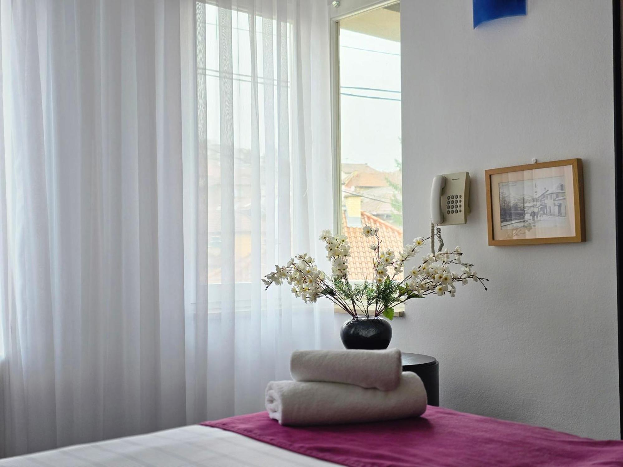 Hotel Hecco Σαράγεβο Εξωτερικό φωτογραφία